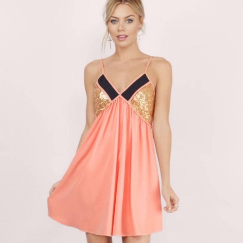 Tobi Pink Babydoll Dress with Navy and Gold Sequin Detail - Small NWOT